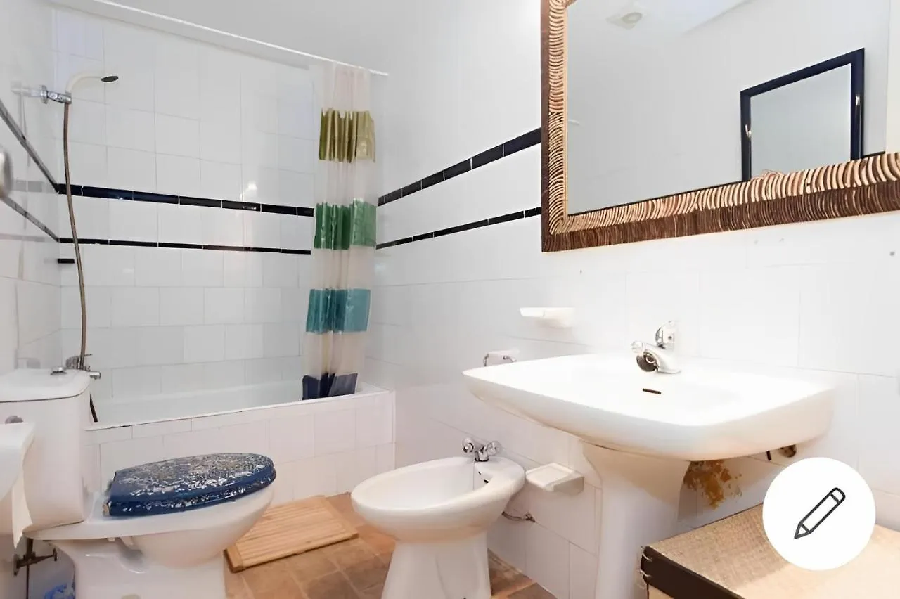 Exclusive Apt With Stunning Patio In The Center Севилья 0*,  Испания